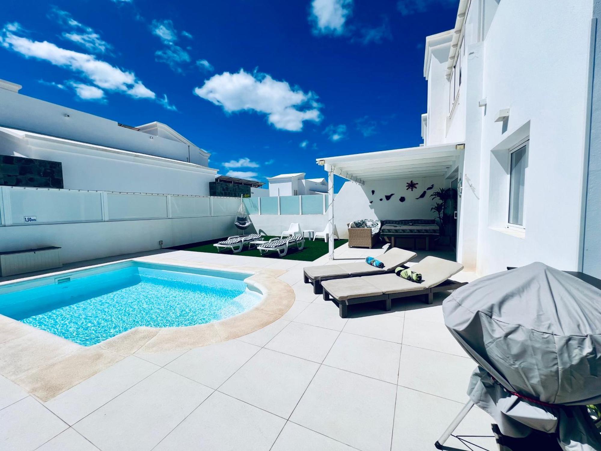Lovely Villa Sanmar, Heated Pool Плайя-Бланка Екстер'єр фото